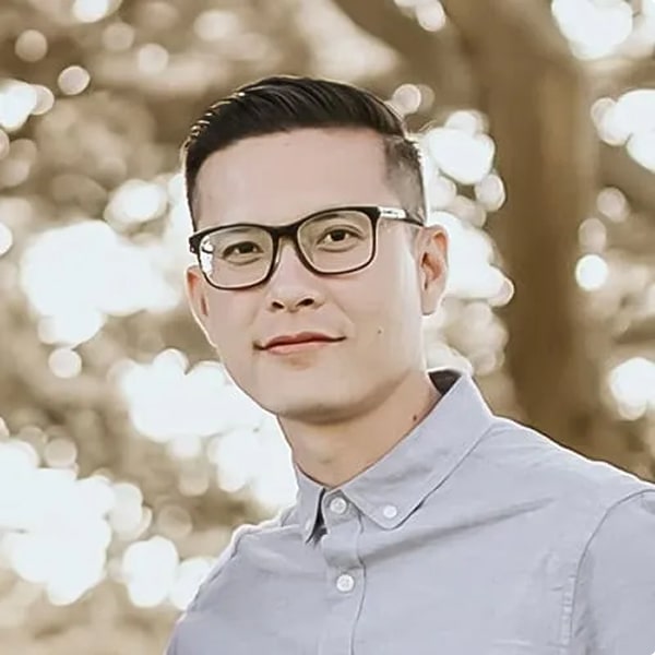  Dr. Duy Le is happily smiling